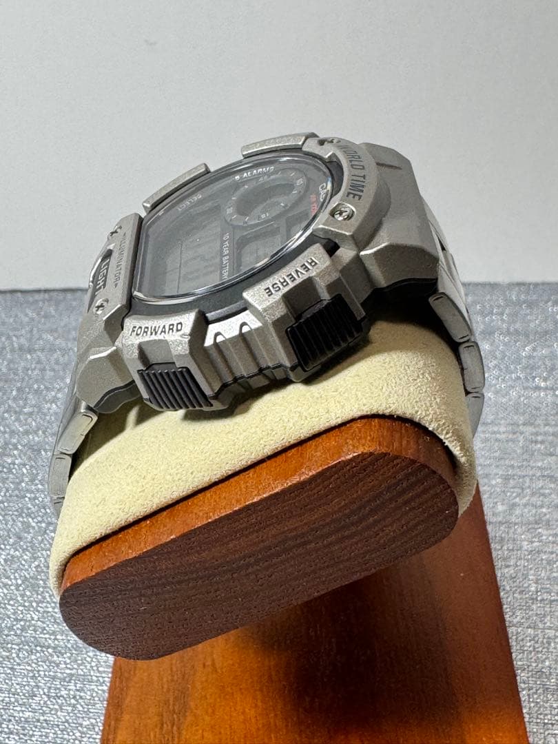 Casio Standard World Map Display Men’s Watch Model AE-1400WHD Metal Band Overseas Version — Japan Import