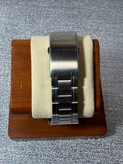 Casio Standard World Map Display Men’s Watch Model AE-1400WHD Metal Band Overseas Version — Japan Import