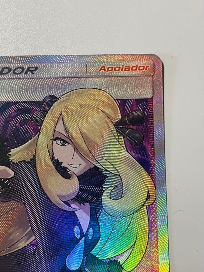 Cynthia Pokémon Card Pointer Shirona SR Portuguese version model 148/156 showing Cynthia pointing