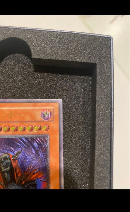 Yu-Gi-Oh! Relic of the Undead King Ricii Ultimate Rare card in very good condition from Japan import