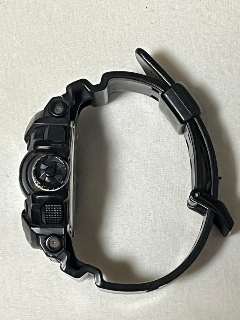 Casio G-Shock GA-400GB Watch Black Authentic Condition — Japan Import