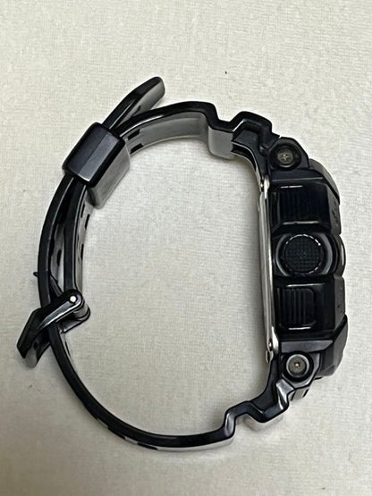 Casio G-Shock GA-400GB Watch Black Authentic Condition — Japan Import