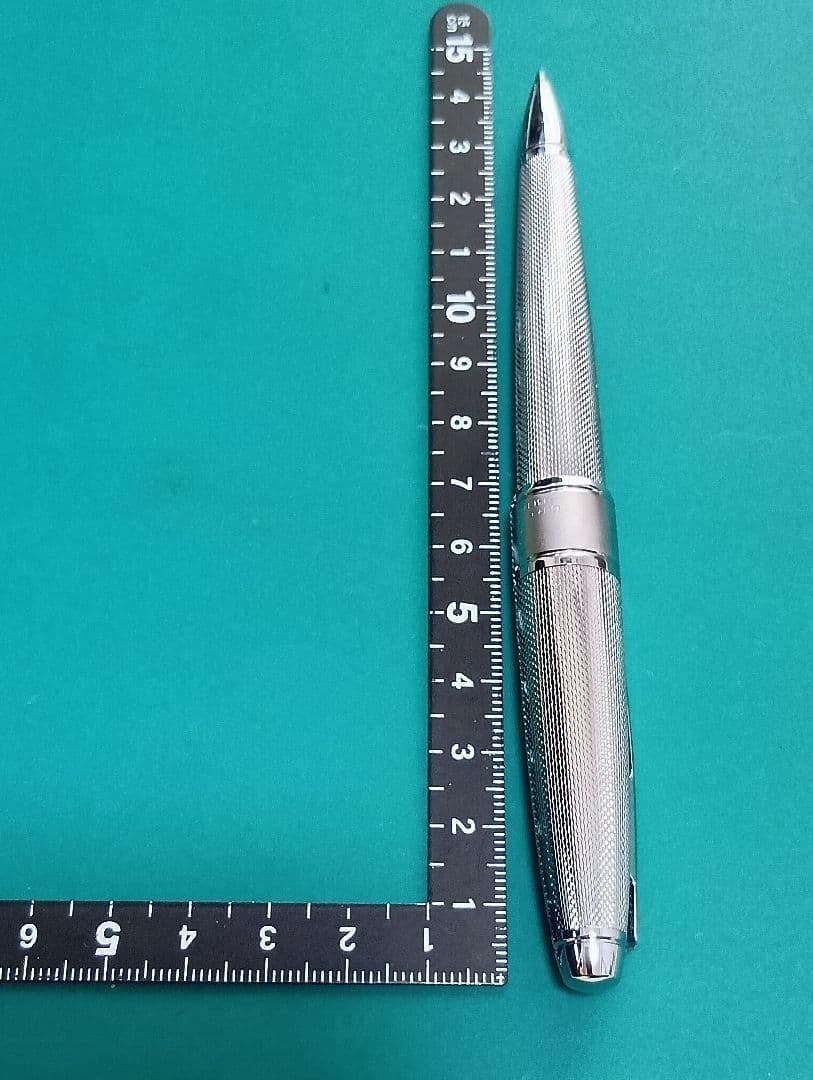 Cross Apojii Silver Chrome Twist Ballpoint Pen Discontinued Rare Collectible