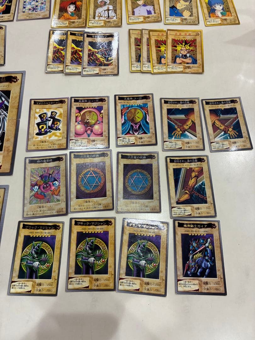 Bandai Yu-Gi-Oh Carddass collection of 169 vintage cards displayed in a fan layout
