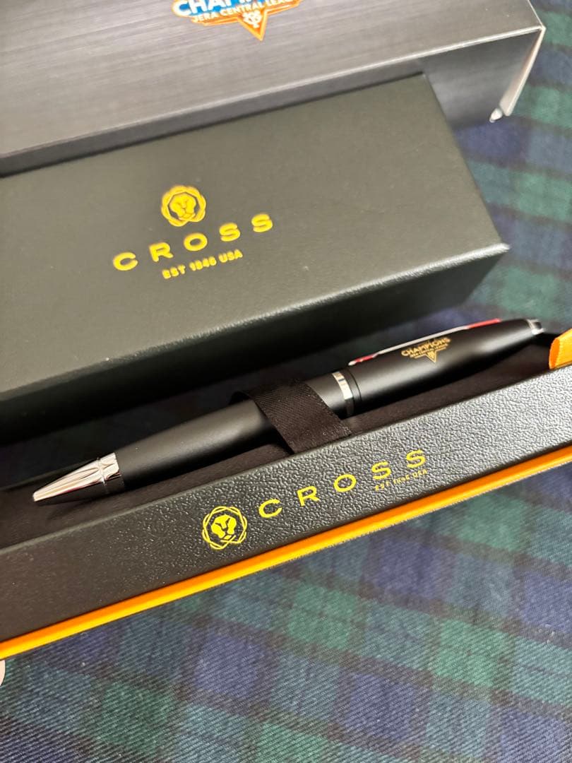 Yomiuri Giants Championship Commemorative CROSS Ballpoint Pen with Gift Box
