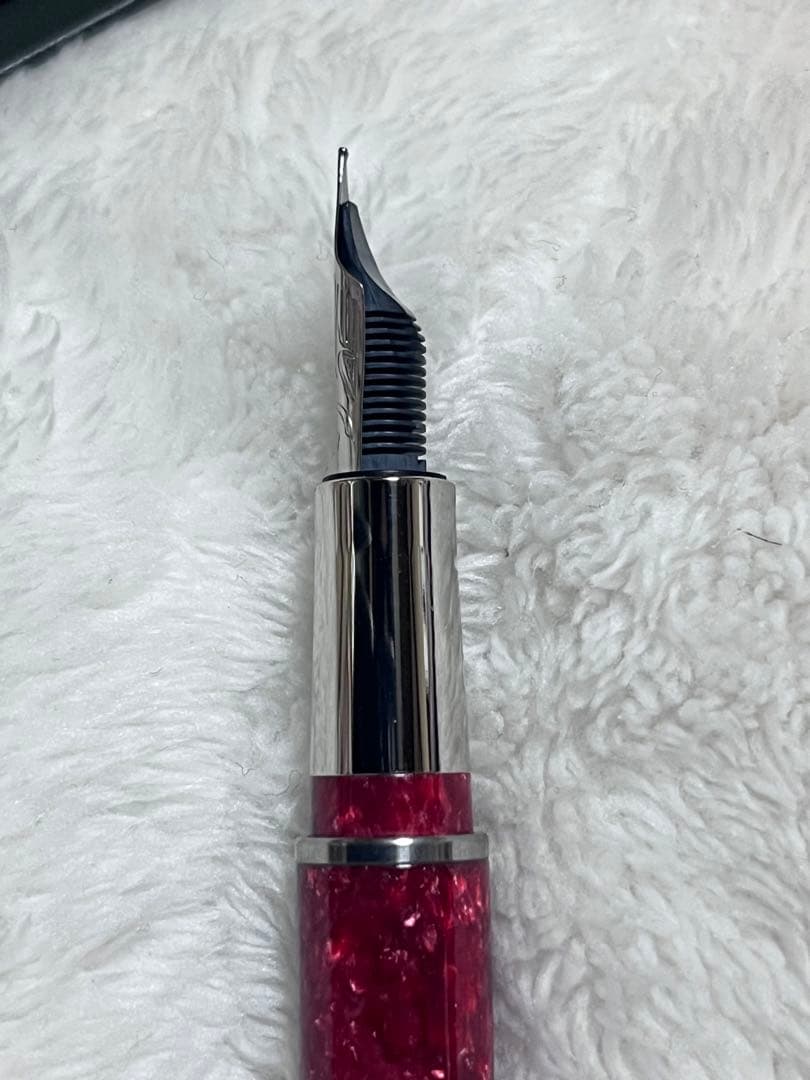 Pineider Avatar Lipstick Red F Fine Nib Pen — Japan Import