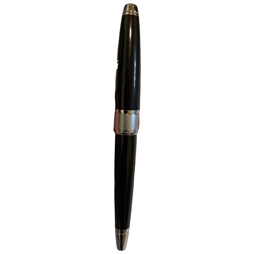 Cross Apogee fountain pen with black lacquer finish and 18K K18 nib in original box