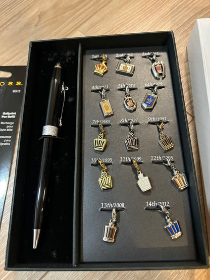 Toyota Crown Emblem Charm Pen Set