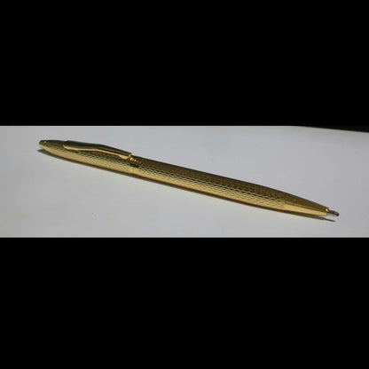 Cross gold gel pen with detailed Gilorosh engraving and twist mechanism Japanese import
