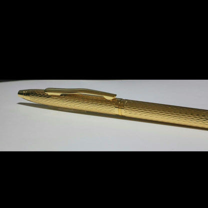 Cross gold gel pen with detailed Gilorosh engraving and twist mechanism Japanese import