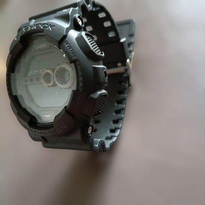 Casio G-SHOCK GD-100 Watch with 200m Water Resistance and Auto Light — Japan Import