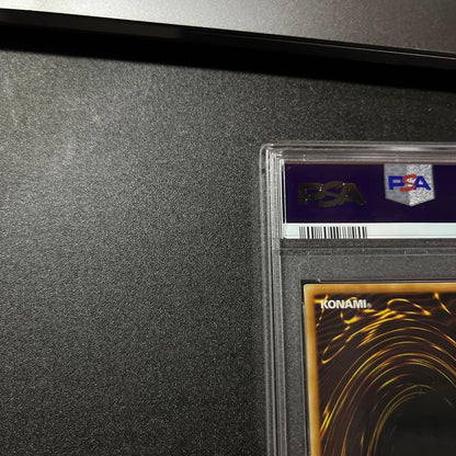 Yugioh PSA10 Ultimate Rare Fighter Relief CRV-JP034 Japanese trading card in protective case
