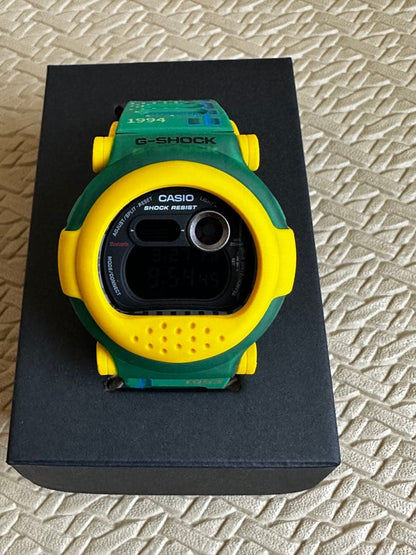 Casio G-Shock New Jason DW-001 Digital Graphic Model G-B001RG-3JR — Japan Import