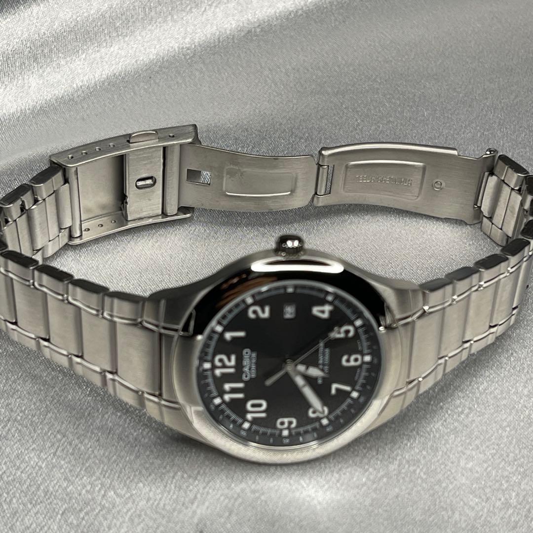 Casio Edifice EF-100 Watch with Silver Band and Brown Dial