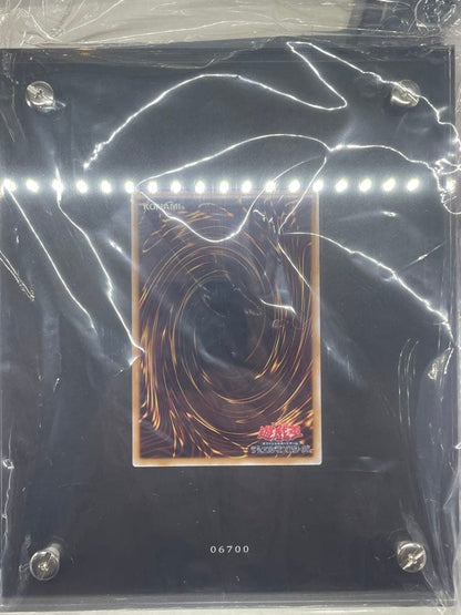 Bandai Black Magician special stainless steel card No. 6700 from Yu-Gi-Oh! Duel Monsters Japan import