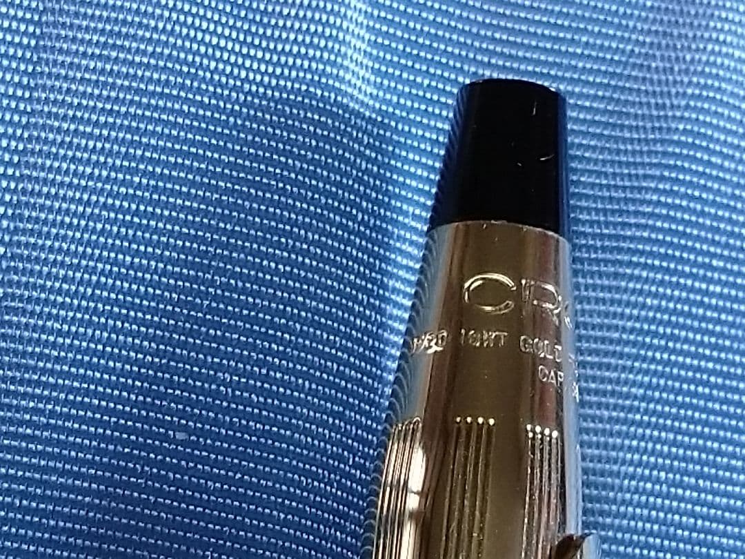 Cross Classic Century 1946 Gold Ballpoint Pen Set with Black Ink and 10K Gold Finish — Japan Import
