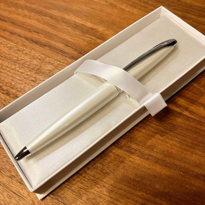 Cross Pearl White Lacquer Ballpoint Pen — Japan Import