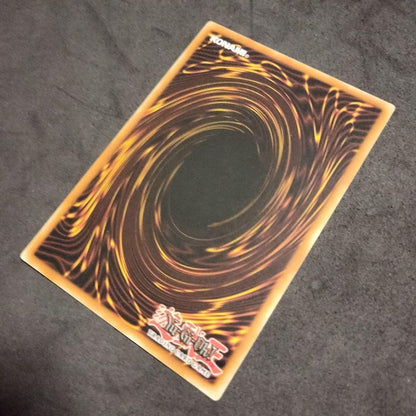 Yu-Gi-Oh Blue-Eyes White Dragon DL09-EN001 rare special edition card with light blue rainbow shine from 2010 tournament