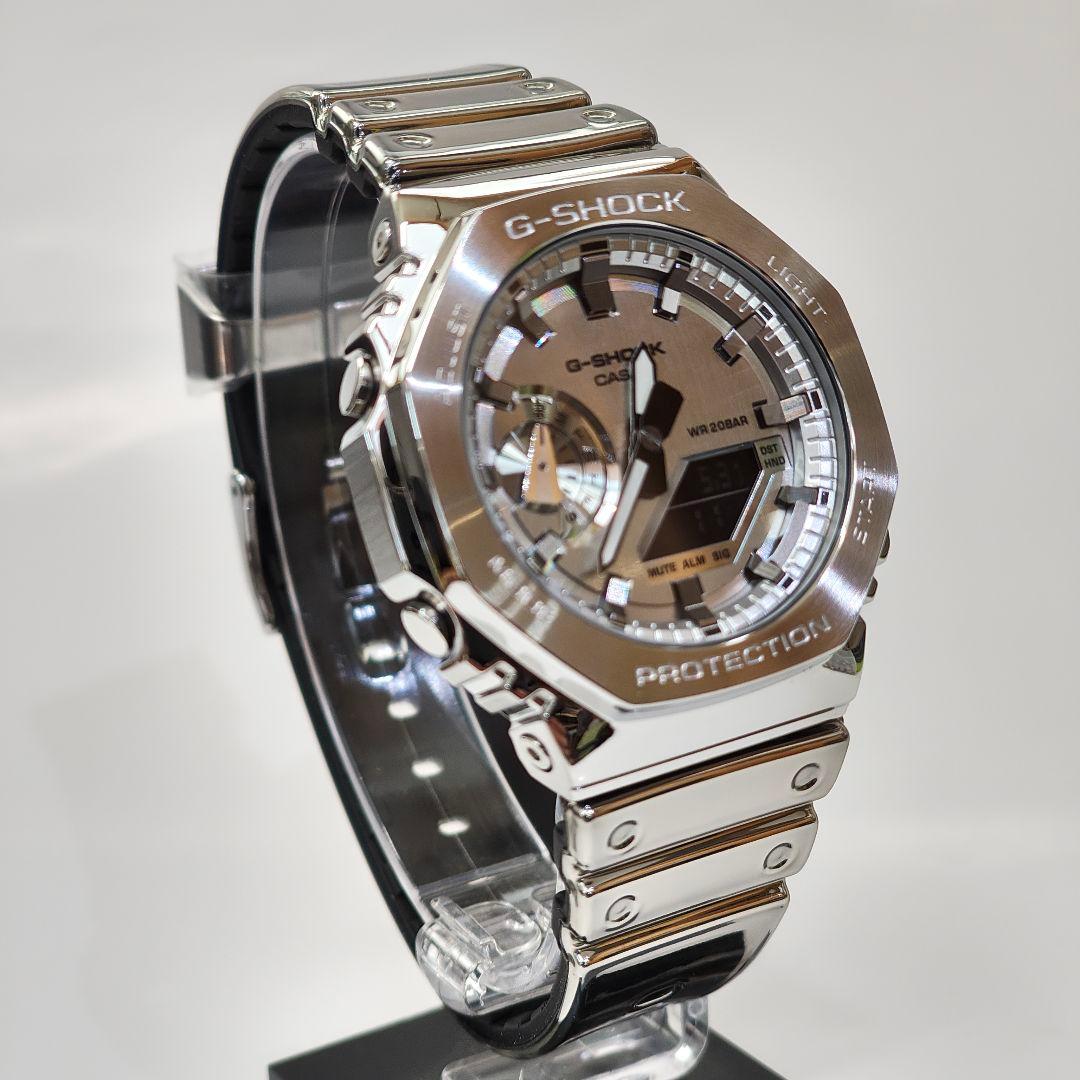 Casio G-Shock GM-2100YM-8AJF Watch with Metal Bezel and 20 ATM Water Resistance — Japan Import