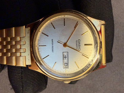 Casio Quartz Gold Watch with Date Display Water Resistant for Men — Japan Import