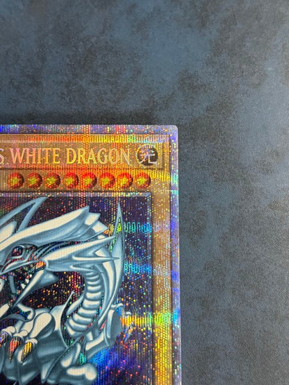 Blue-Eyes White Dragon English Version Prism card with magnet loader from Prism series, Japan import