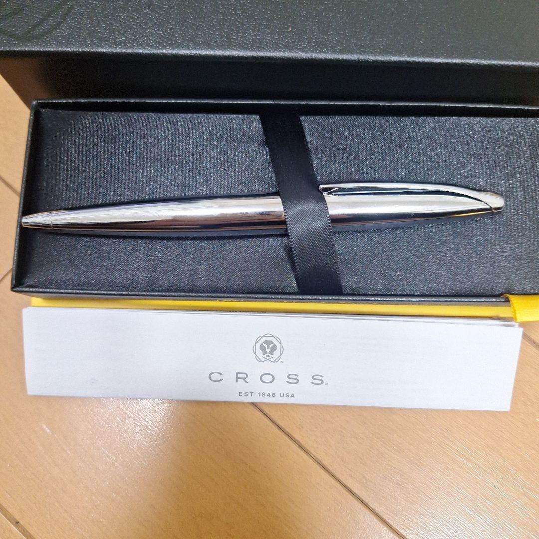 Silver Cross ballpoint pen with dedicated special case and user manual displayed