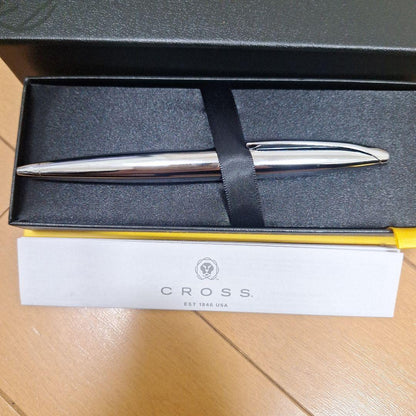 Silver Cross ballpoint pen with dedicated special case and user manual displayed