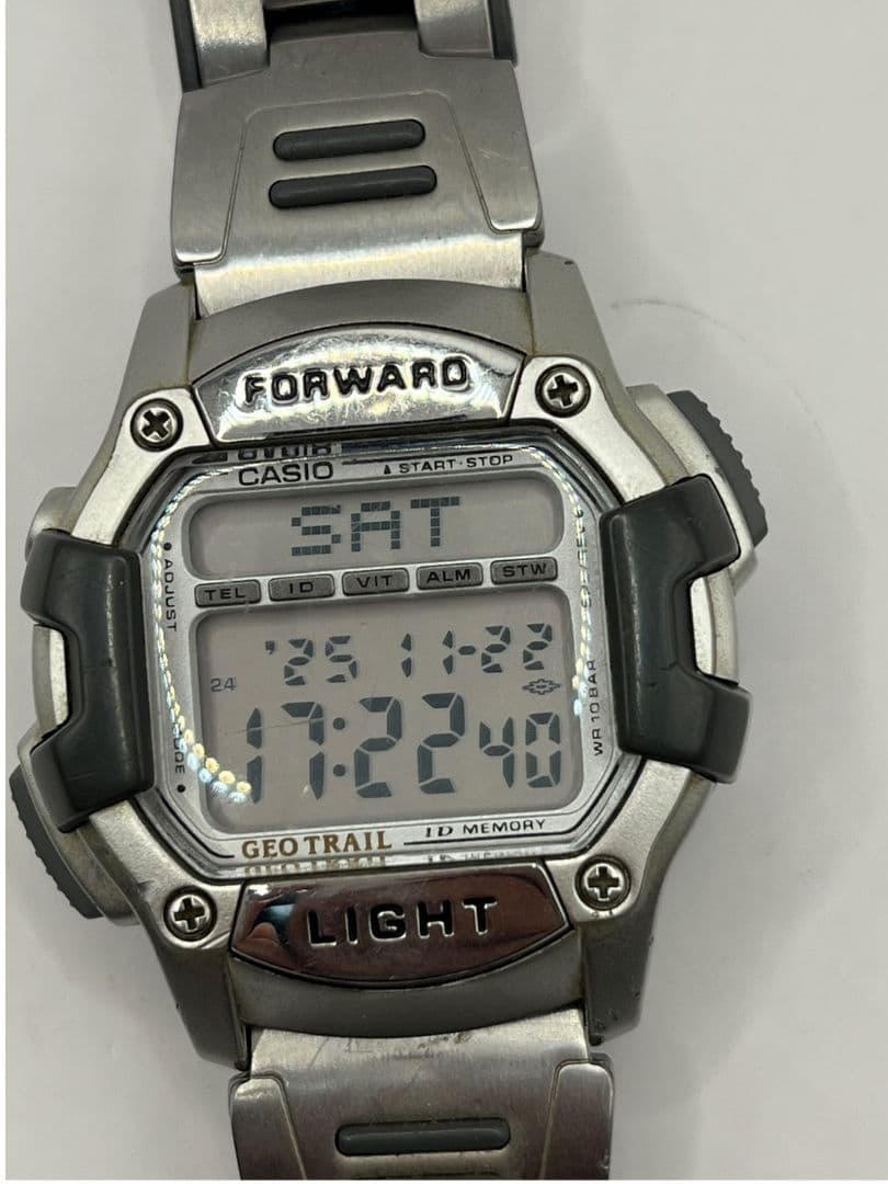 Casio GEO TRAIL Digital Watch with Metal Band Vintage