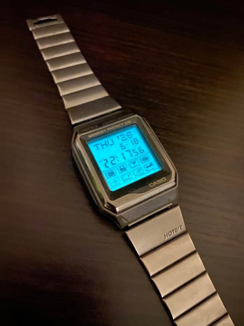Casio Data Bank VDB-2000 HOTBIZ Japanese Vintage Electronic Dictionary