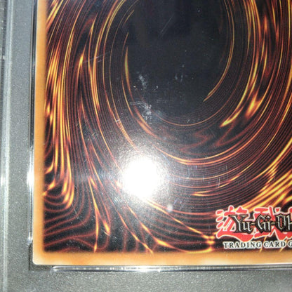 Yu-Gi-Oh First Edition Black Magician Girl Holographic Rare Card GFP2-EN177 with ghost error