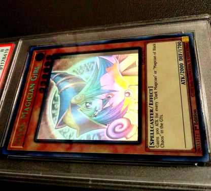 Yu-Gi-Oh First Edition Black Magician Girl Holographic Rare Card GFP2-EN177 with ghost error