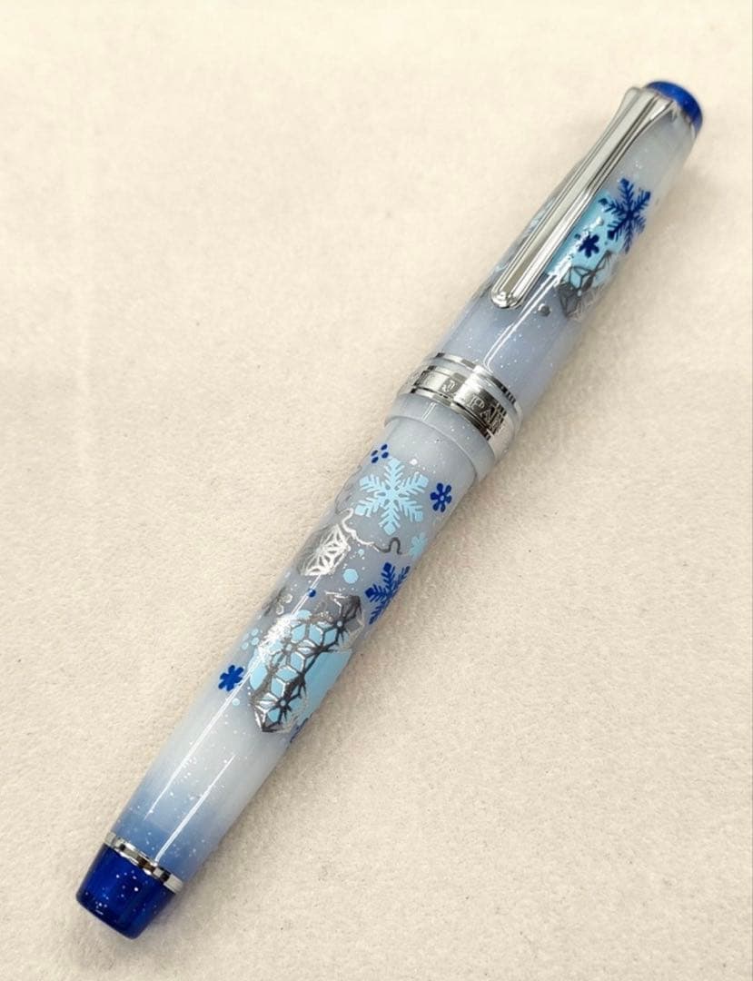 K.Creie Premium Cross × Professional Gear Slim Limited Snow Set — Japan Import