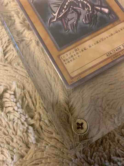 Yugioh Red-Eyes Black Dragon Relief No.136 Japanese trading card in good condition