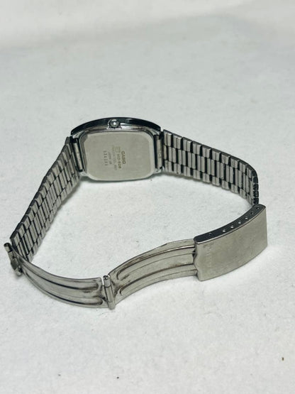 Casio MQ-505 Men's Watch with Quartz Movement and Silver Dial — Japan Import