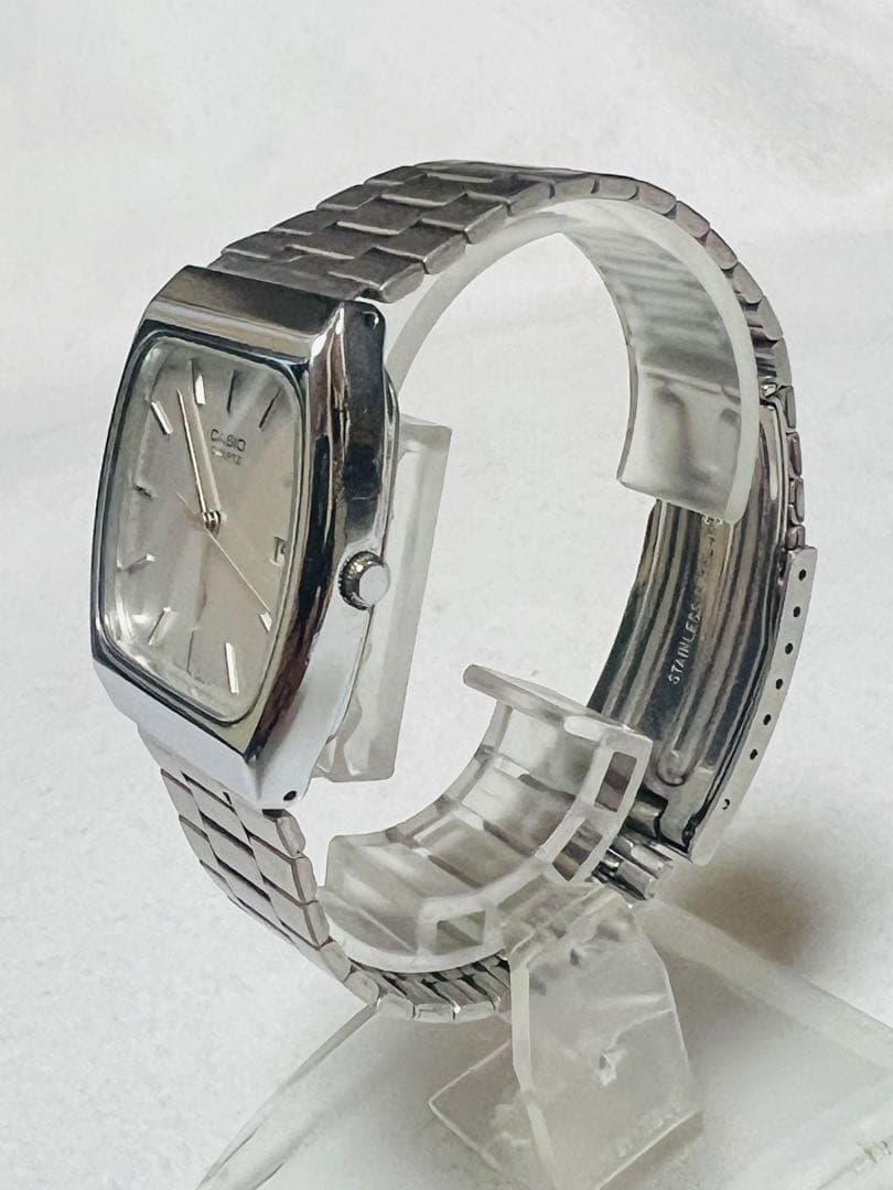 Casio MQ-505 Men's Watch with Quartz Movement and Silver Dial — Japan Import