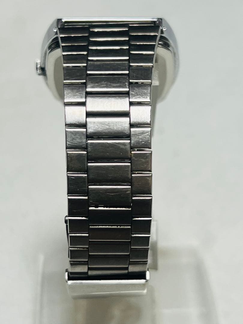 Casio MQ-505 Men's Watch with Quartz Movement and Silver Dial — Japan Import