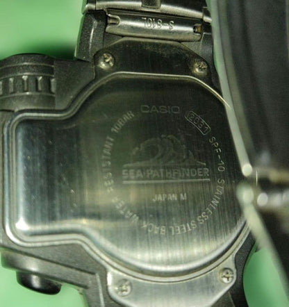 Casio Sea-Pathfinder SPF-10 With Infrared Temperature Sensor Water Resistant 10 Bar — Japan Import