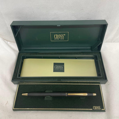 Cross Classic Century Mechanical Pencil Model Twist Action Black and Gold - Japan Import