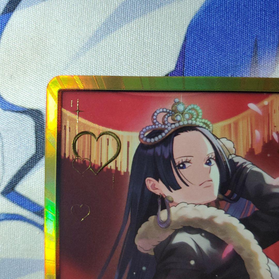 One Piece Boa Hancock Gold Don Heroines Edition card in protective sleeve from Japan import