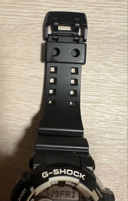 Casio G-Shock GA-400 Model Watch Black and White Shock Resistant Japan Import