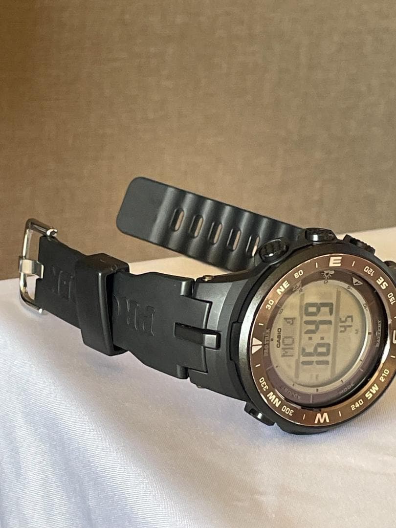 Casio Pro Trek PRG-330 Digital Watch Body Only Japan Import