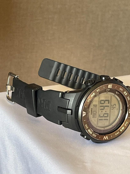 Casio Pro Trek PRG-330 Digital Watch Body Only Japan Import