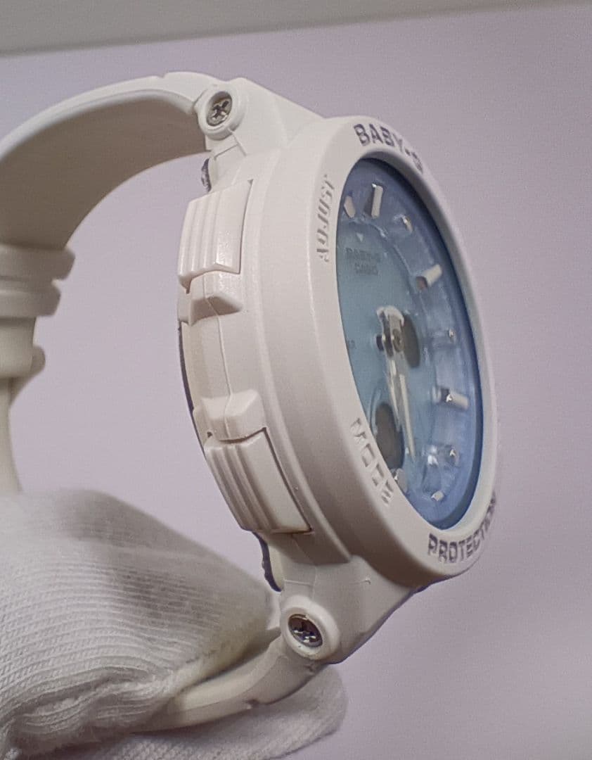 Casio Baby-G BGA-250 White Blue Ladies Case Included