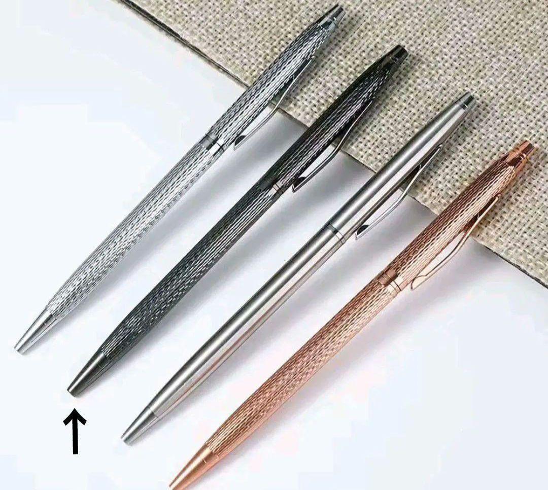 Girosh style gunmetal black chrome twist ballpoint pen with wave-pattern lattice design