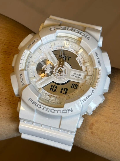 Casio G-Shock Rubber Collection Limited 2017 Watch White Digital Analog Big G
