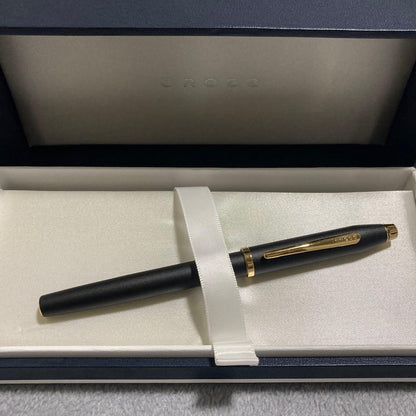 Cross Century II Black Lacquer Fountain Pen Model N419-1