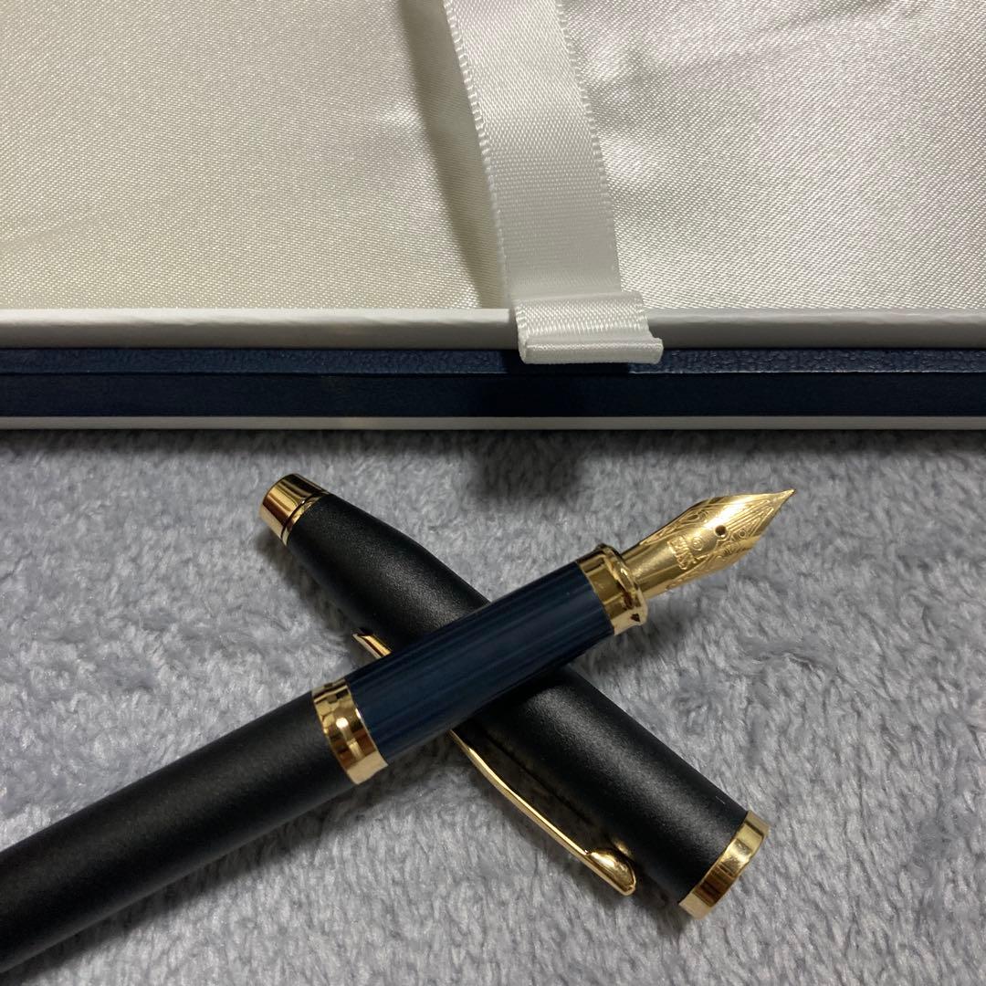 Cross Century II Black Lacquer Fountain Pen Model N419-1