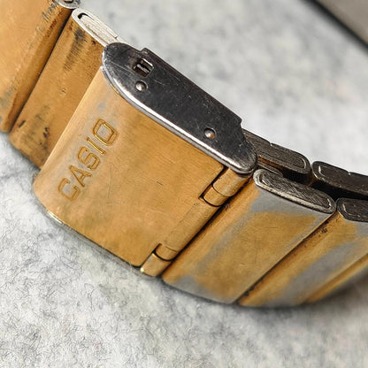 Casio Illuminator LA−201W Gold Watch with Reversed Display — Japan Import