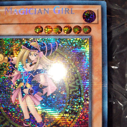 Bandai MP22-EN268 Mystical Error Black Magician Girl Prism Card with large name misalignment and standard version