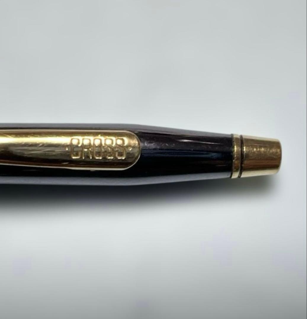 Cross Classic Century ballpoint pen with glossy black body and gold accents, Japan import